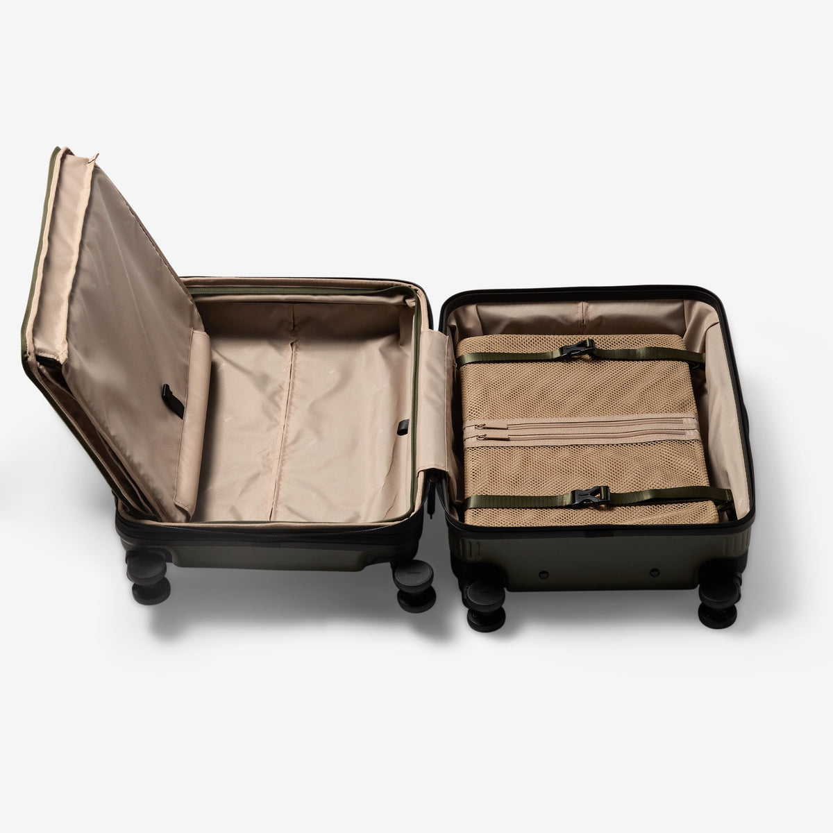Carry-On Spinner Plus