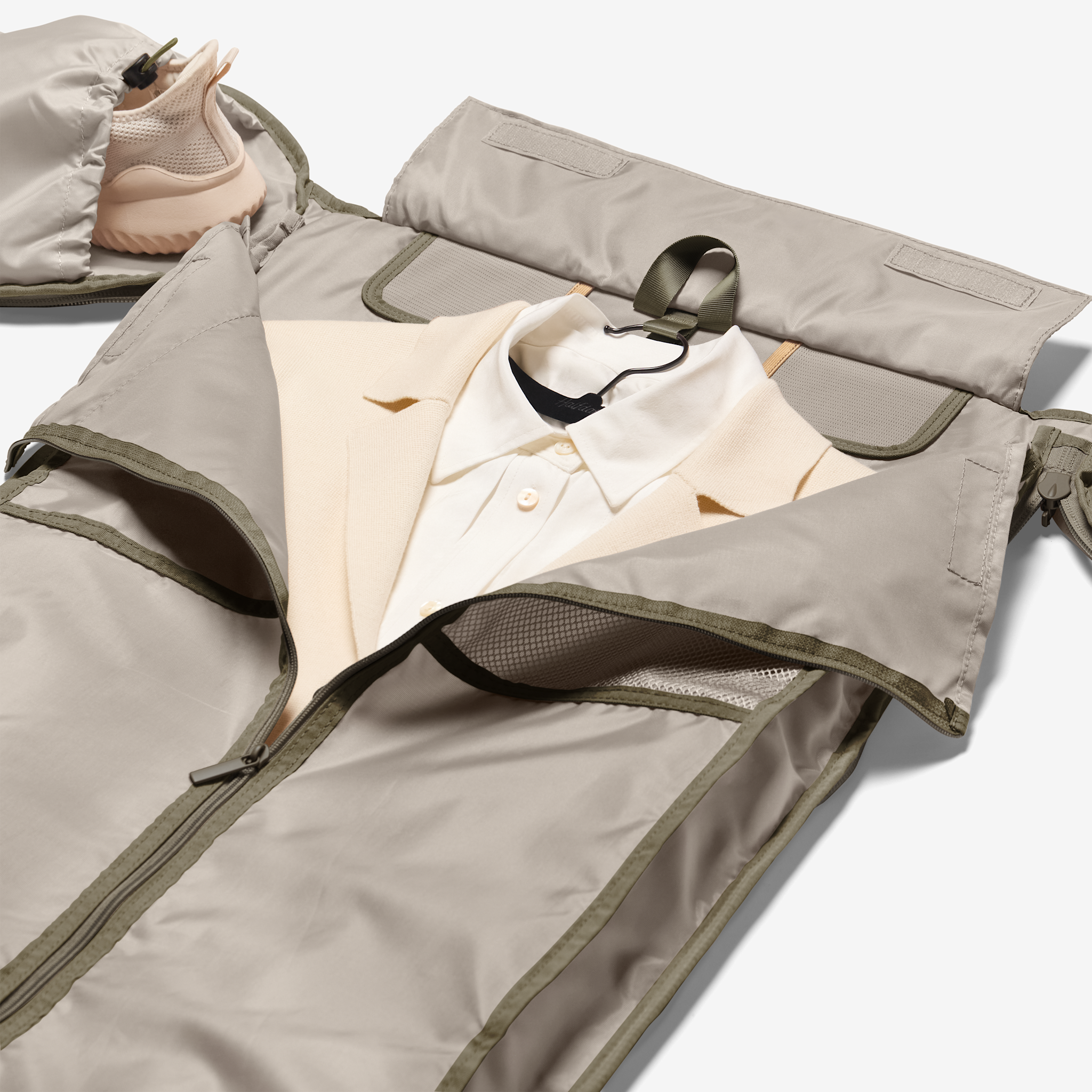 The Premium Garment Duffel 40L