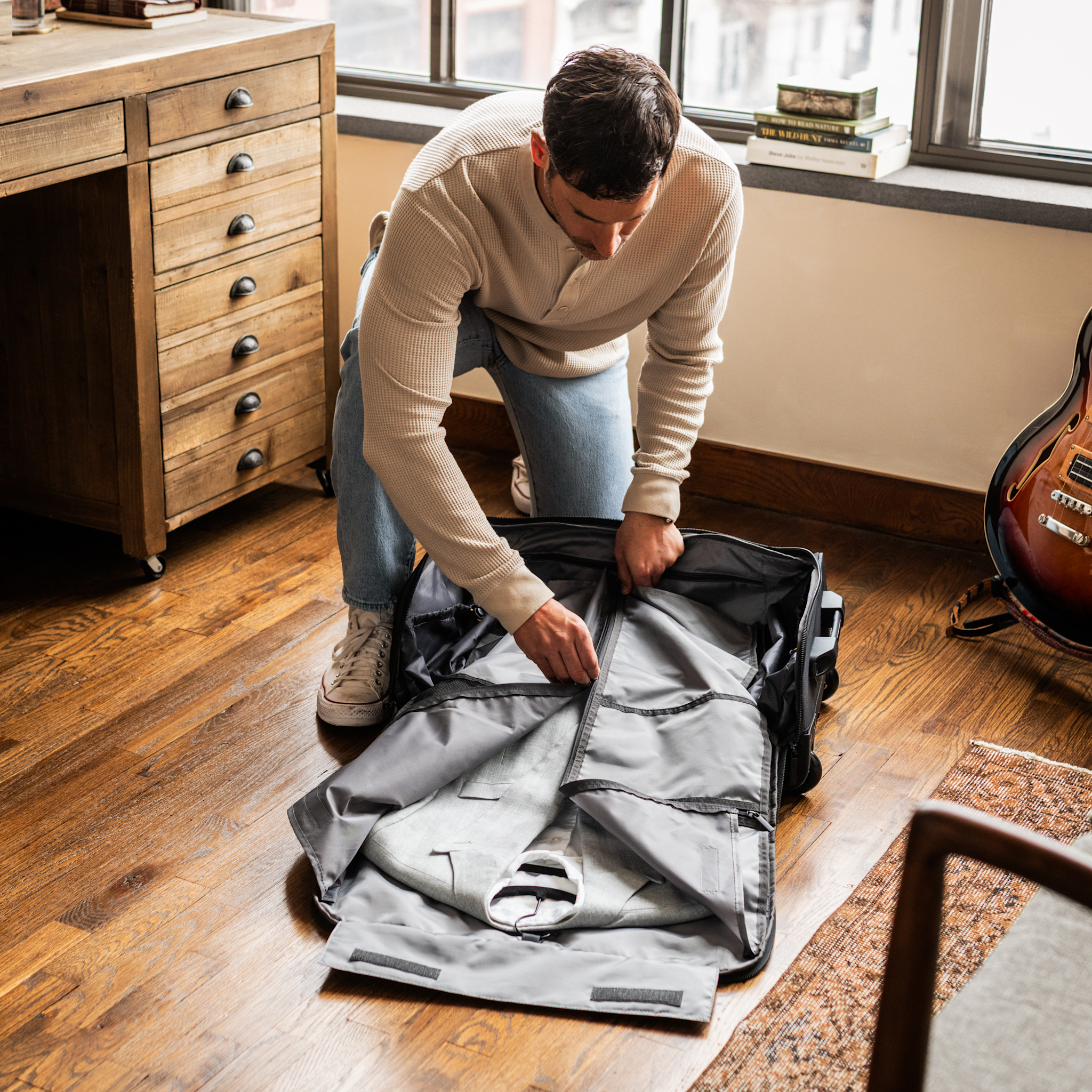 Carry-On Garment Roller
