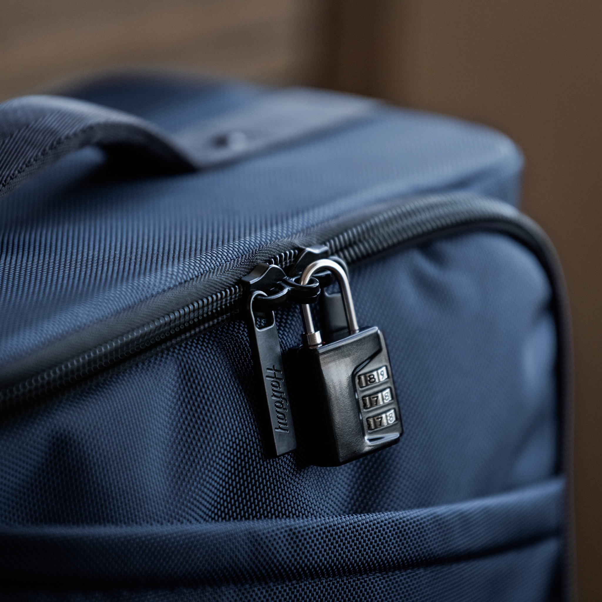 Carry-On Garment Roller