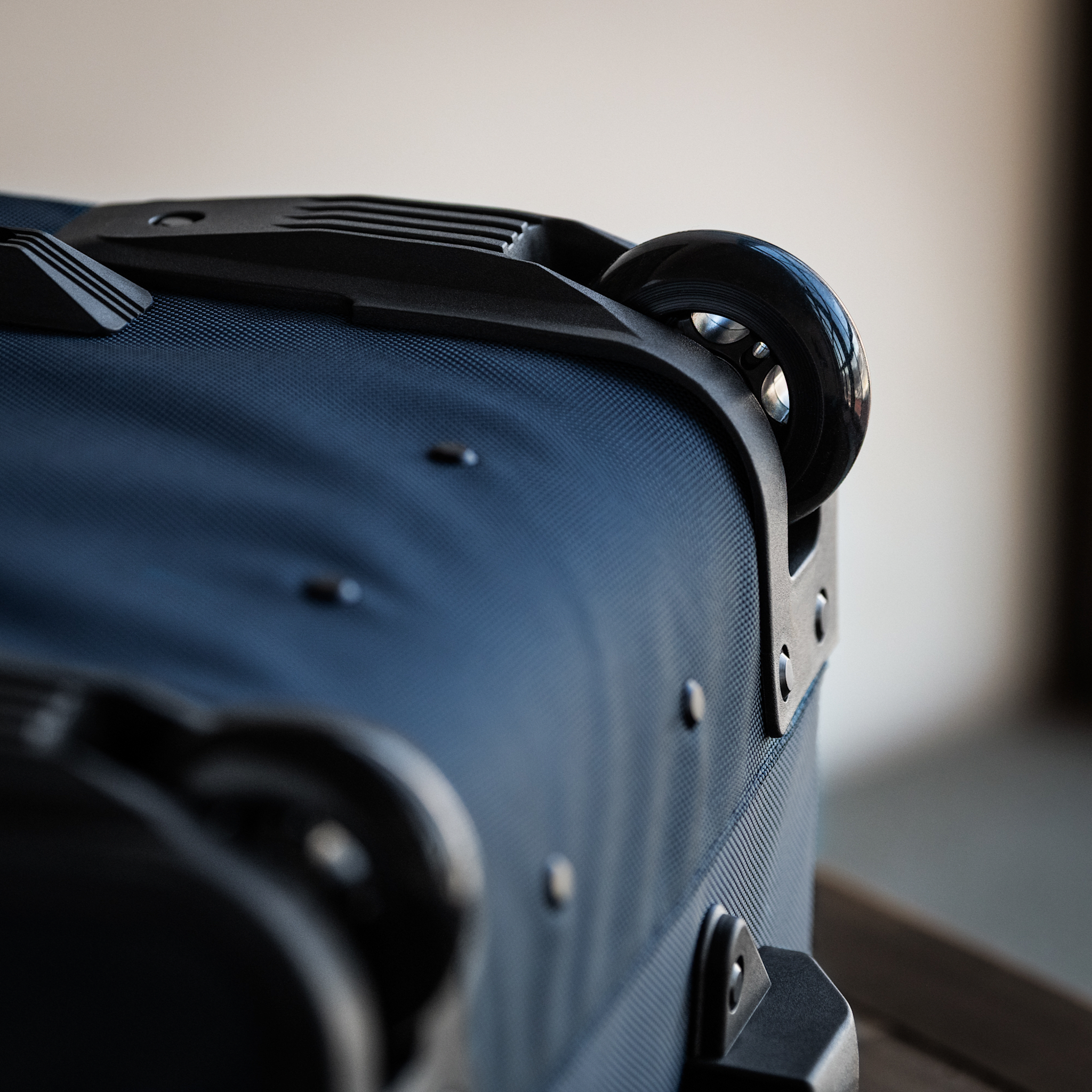 Carry-On Garment Roller