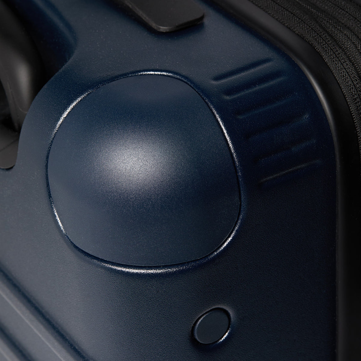 Carry-On Spinner Plus