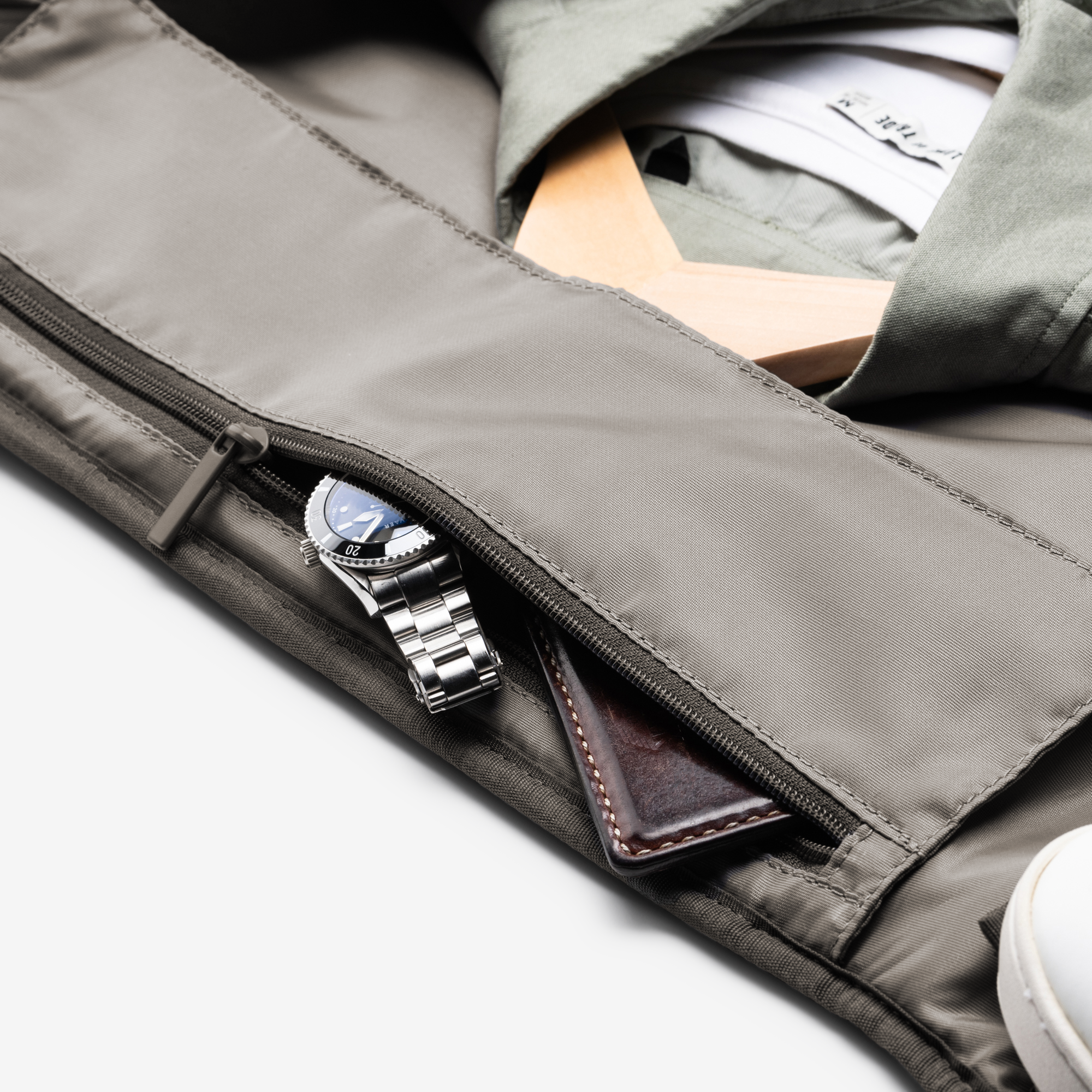 The Premium Garment Duffel 40L