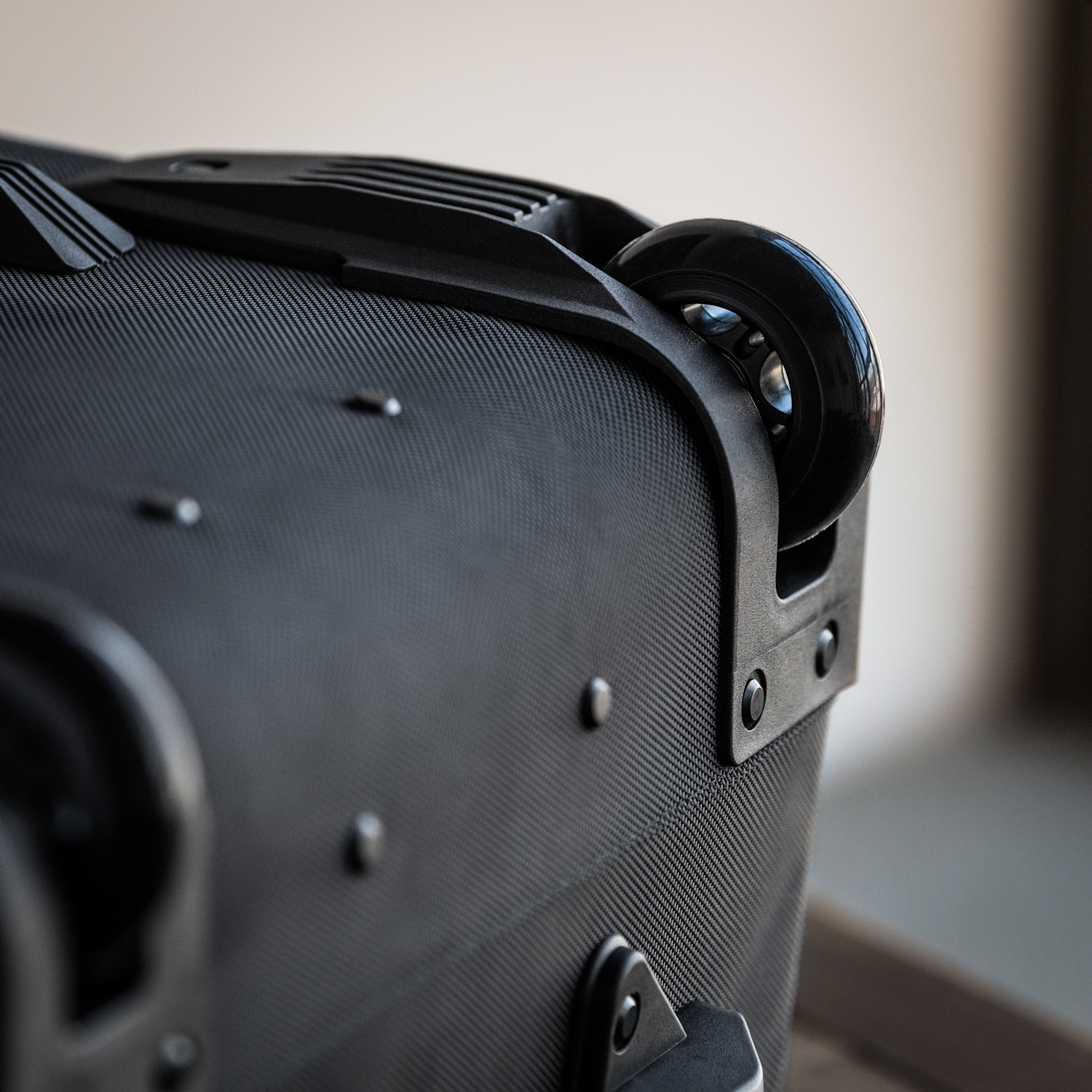 Carry-On Garment Roller